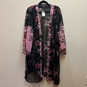 NWT Derek Heart Ladies Plus Floral Print Kimono in 3x!